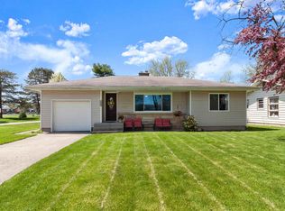 15429 Oak St, Huntertown, IN 46748