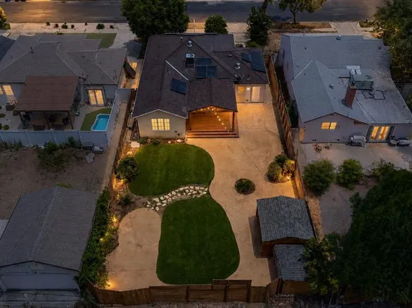 7039 Sylvia Ave, Reseda, CA 91335