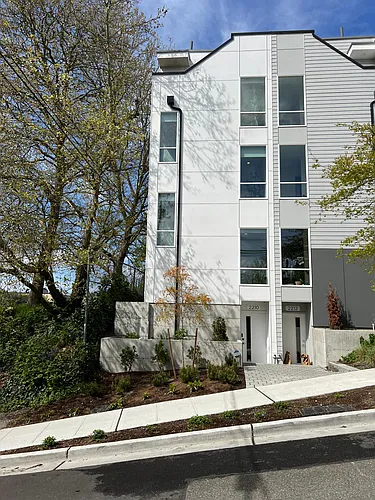 2210 S Charles St #A Photo 1