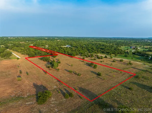 5 Hobbs Creek Rd, Collinsville, OK 74021