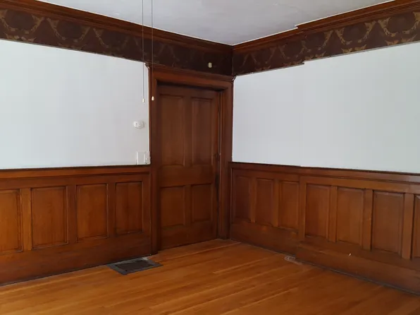 434 Oxford St, Rochester, NY