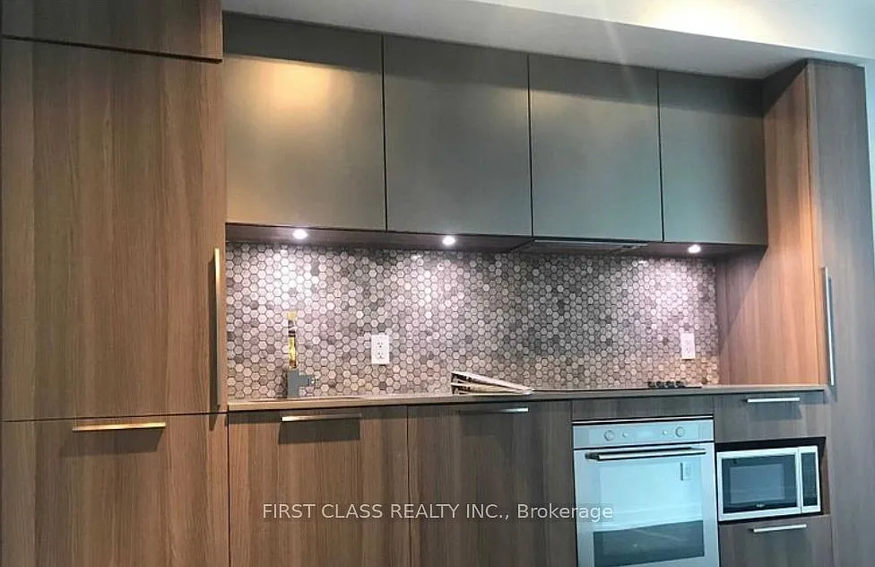 2 bed, $2,450 — Photo 3