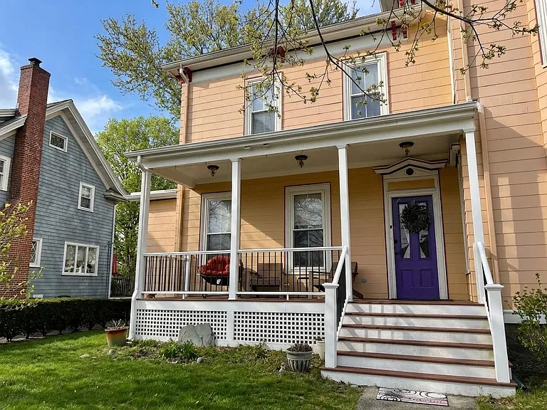 77 Fair Oaks Ave #1 — Photo 1
