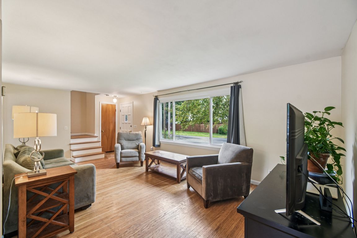 next background image