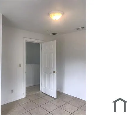 808 S Locust Ave — Photo 13