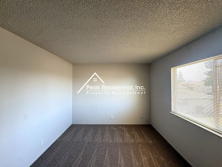 25 La Pera Ct #2 — Photo 11