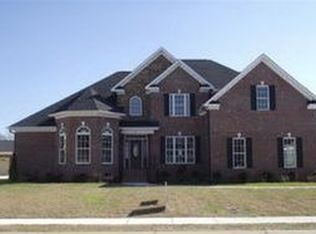 3814 Corapeake Dr, Eastover, NC 28312