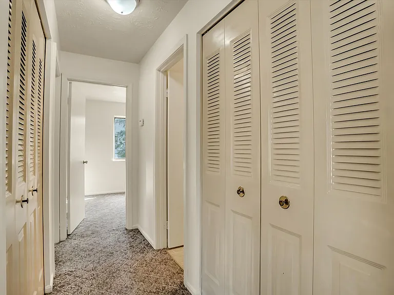 Chippewa Village Apartments Convenient Living in Beaver Falls, PA — Photo 11