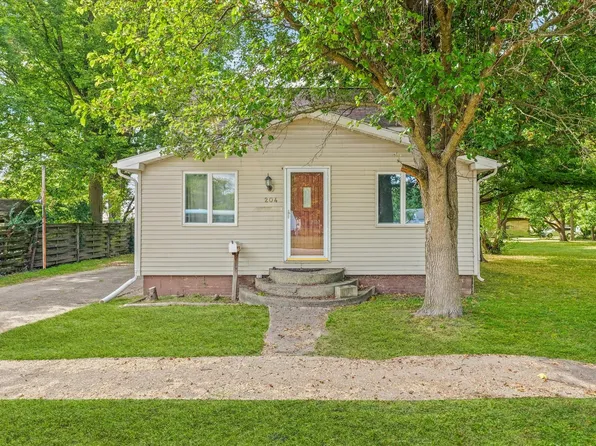 204 N Waverly St, Homer, IL 61849