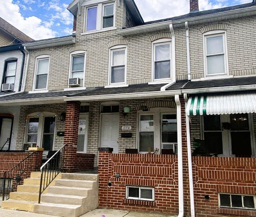 1st image of 274 E Elm St