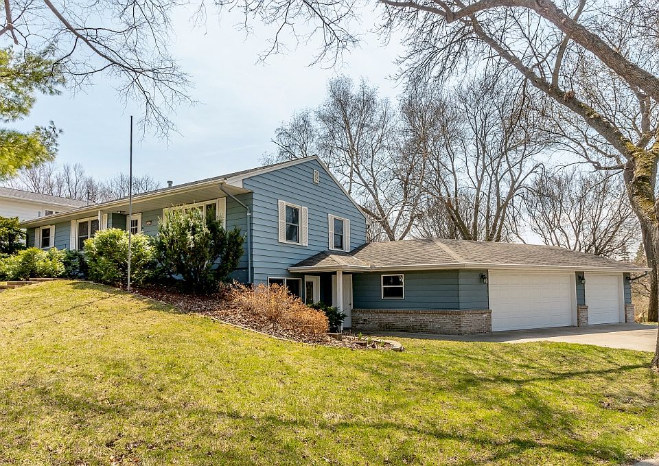 1st image of 145 Atwood Dr