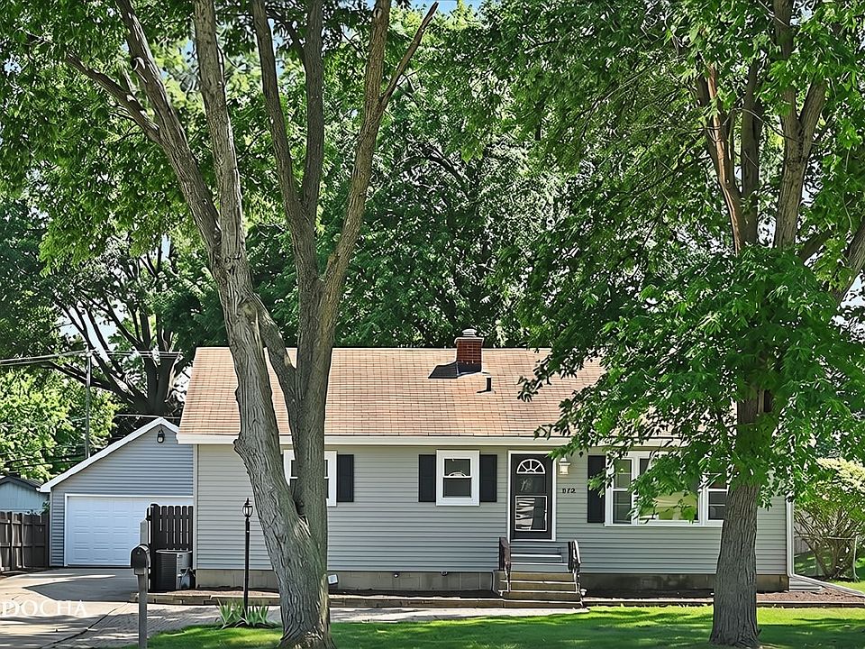 1st image of 312 Oak St