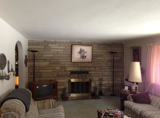 910 S Wayne St, Angola, IN 46703