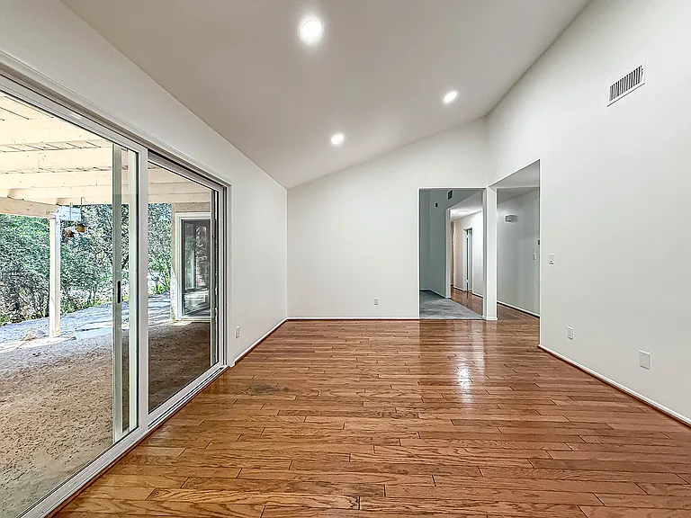 3761 Patrick Henry Pl — Photo 10