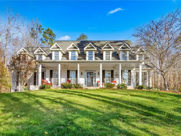 7999 Witty Rd, Summerfield, NC 27358