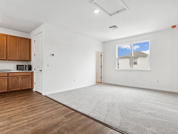 5th image of 13512 Stevenson Ln
