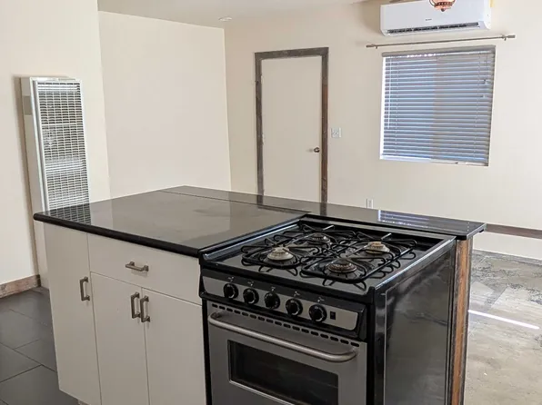 405 N Cloverdale Blvd #B, Cloverdale, CA 95425