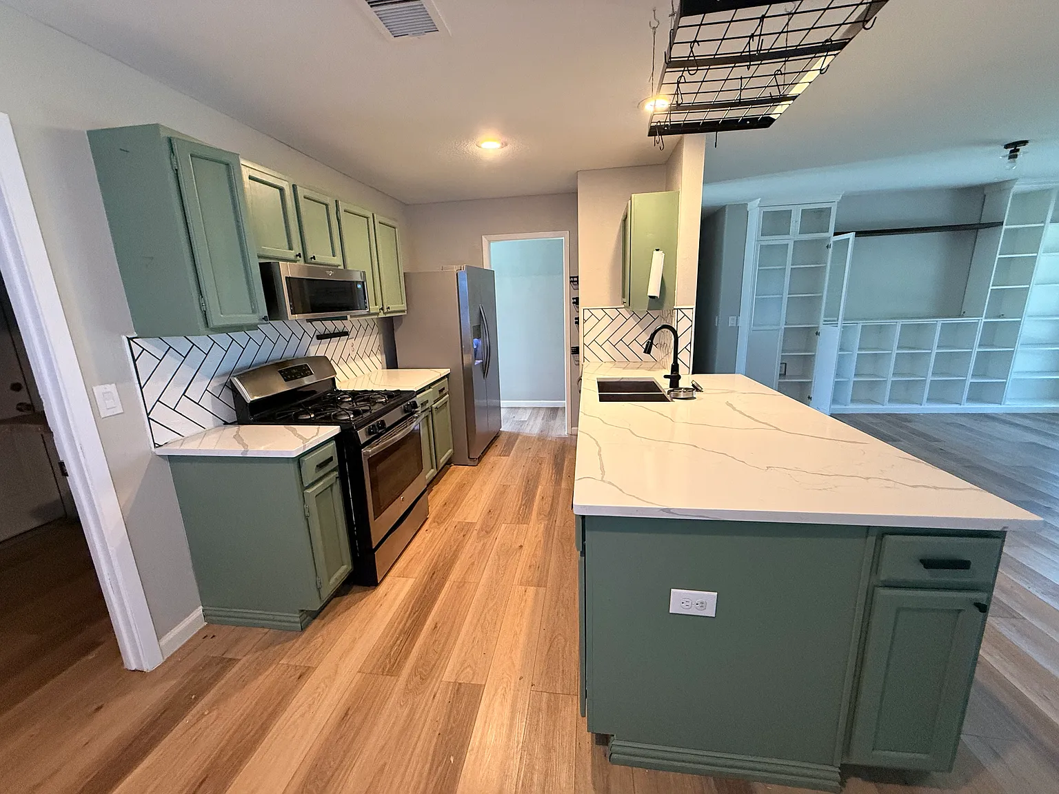3 bed, 1440 sqft, $1,750 — Photo 4