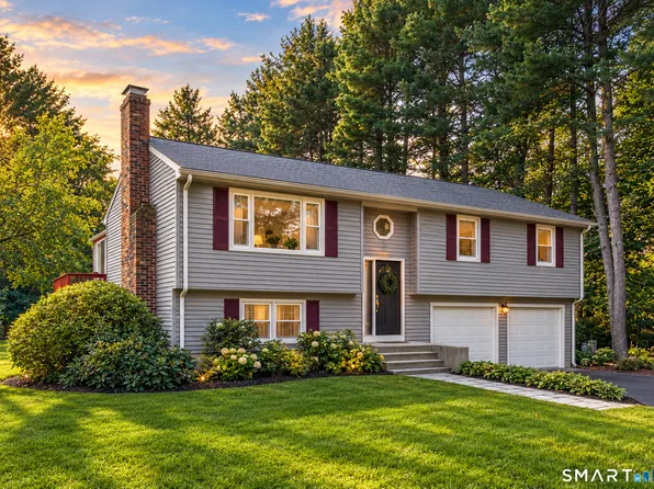 5 Rio Road, Burlington, CT 06013