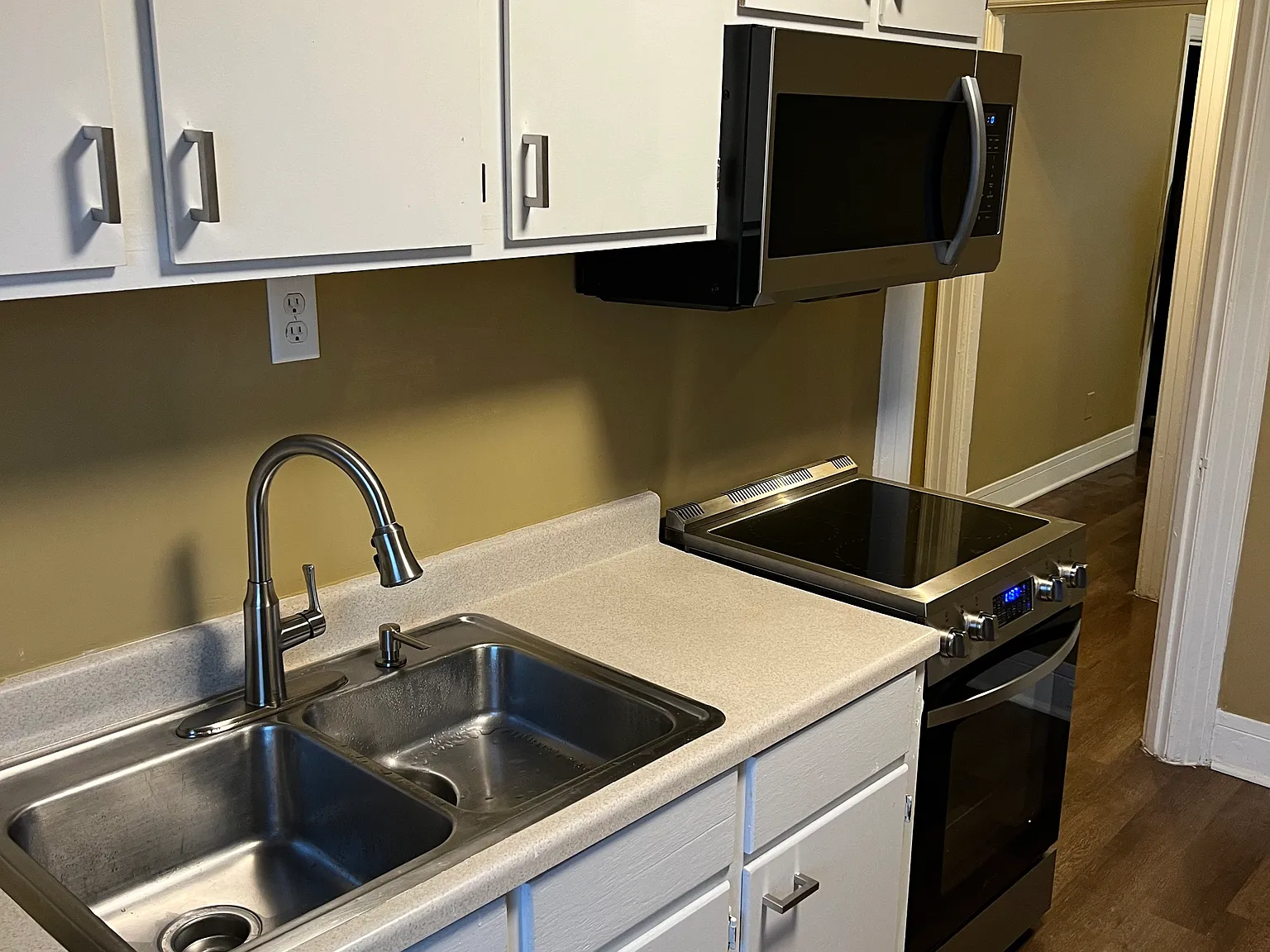 2 bed, 968 sqft, $850 — Photo 4