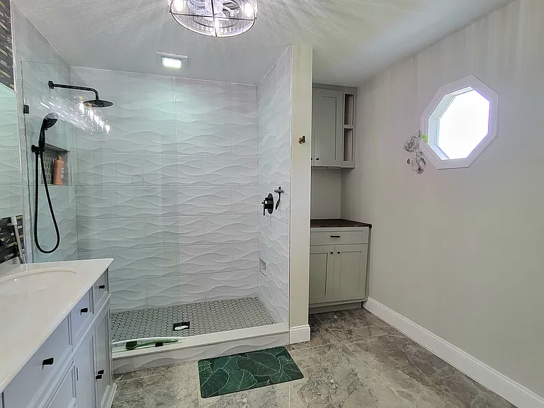 654 Madrid Dr — Photo 8
