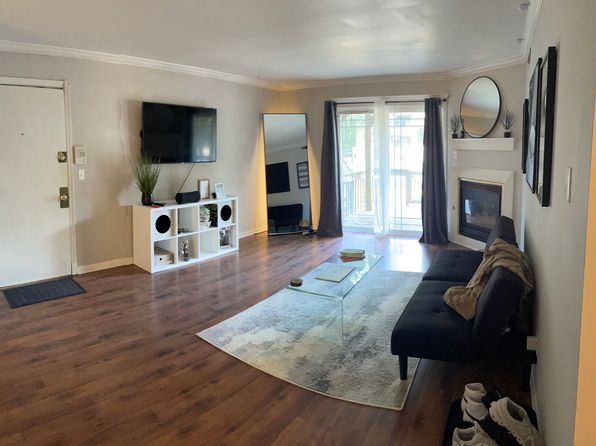 1975 Tall Oaks Dr APT 1B