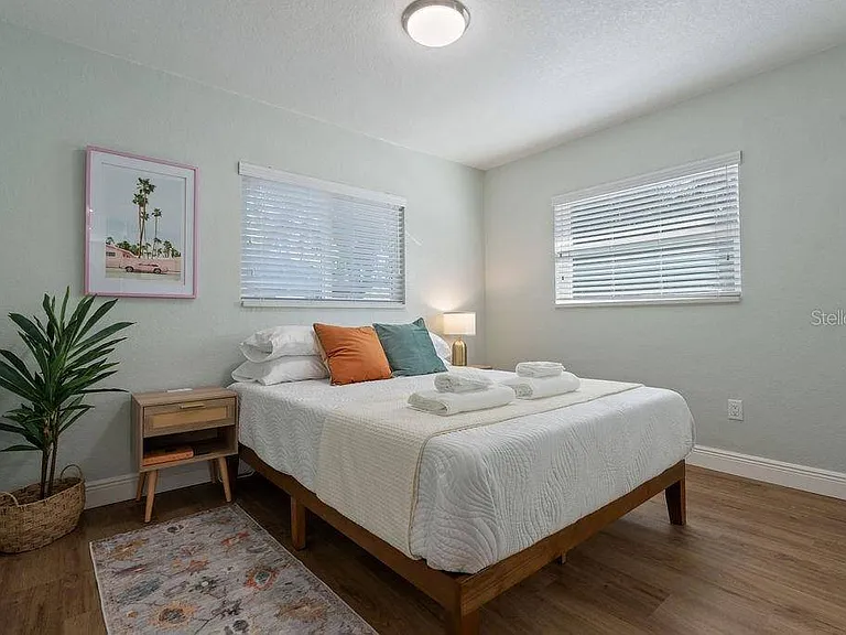 11987 Maple St #2 — Photo 5