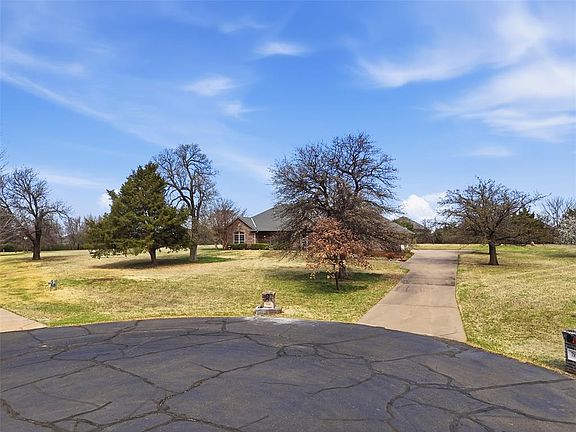 4th image of 7951 Lake Vista Rd