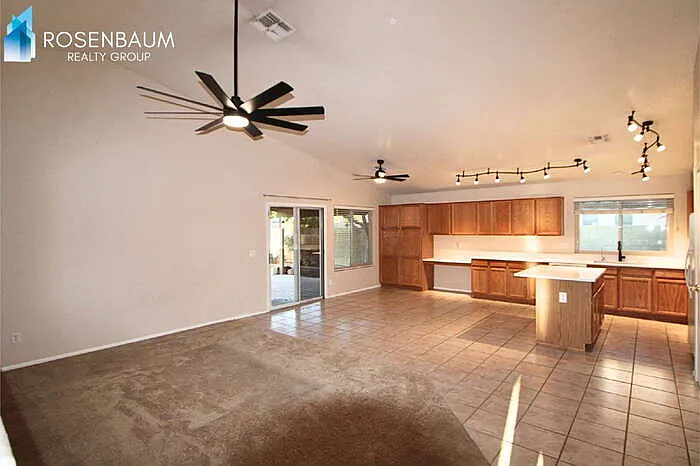 8736 W Lockland Ct — Photo 8