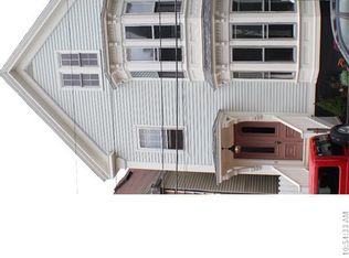 38 Spruce St, Portland, ME 04108