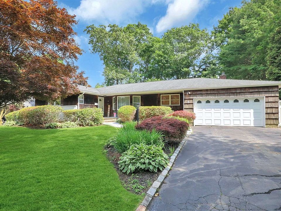 8 Royal Oak Drive, Huntington, NY 11743 Zillow