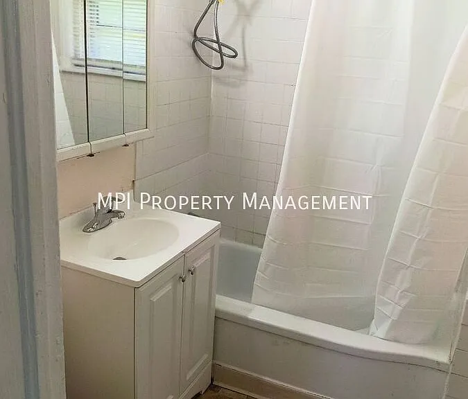 3356 N 12th St #A — Photo 11