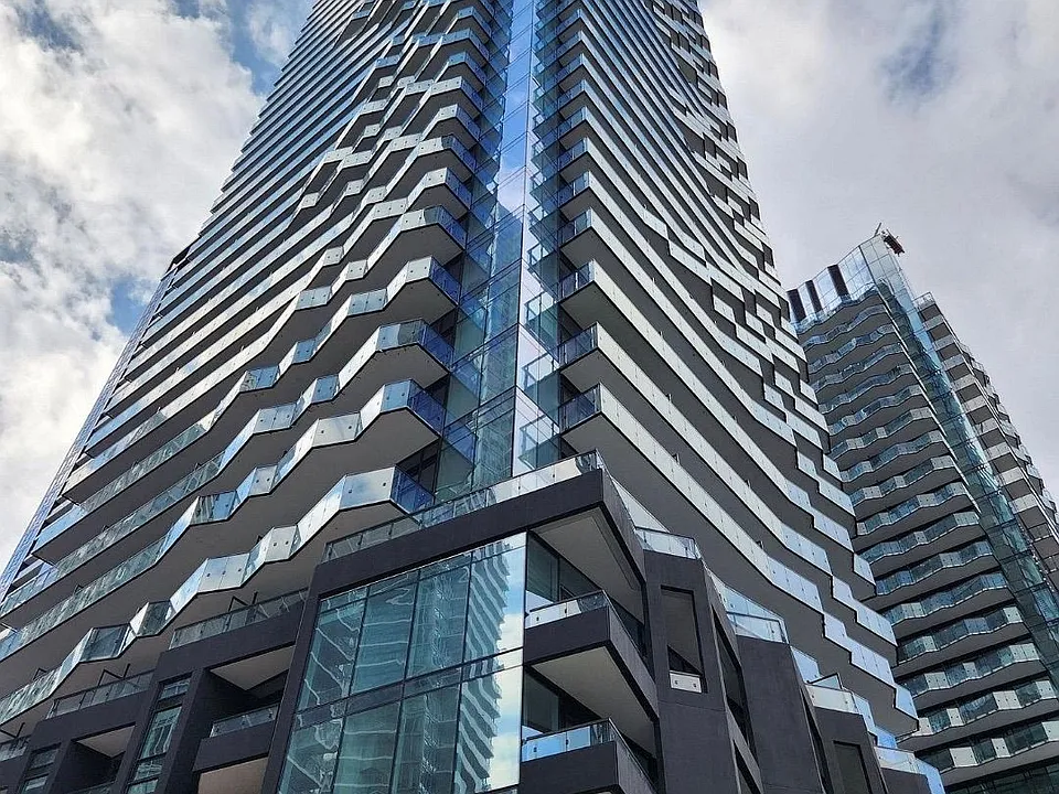 110 Broadway Ave #518S
