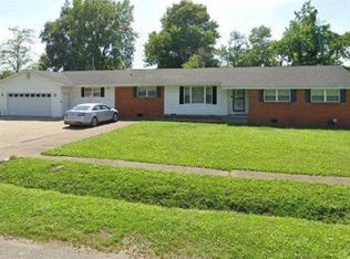 417 N Walnut St, Hayti, MO 63851