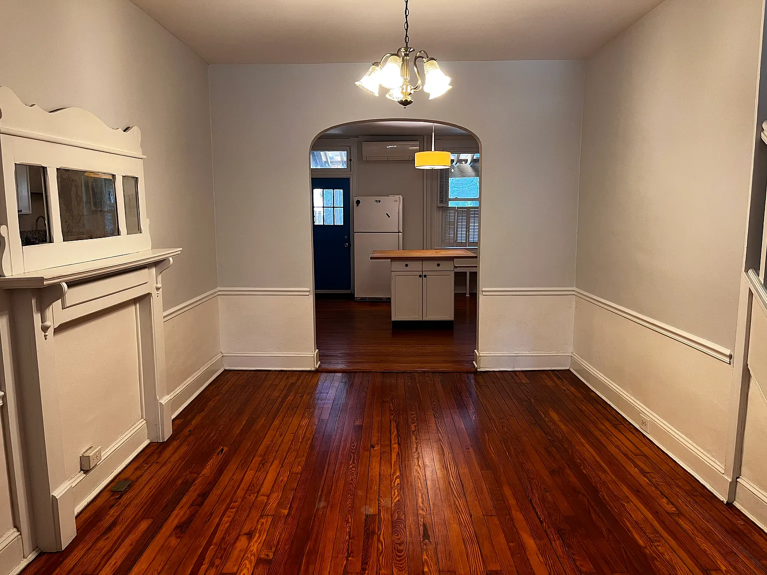 3 bed, 1350 sqft, $2,150 — Photo 4
