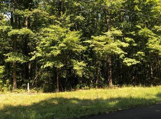 Falls Rd, Monterey, TN 38574