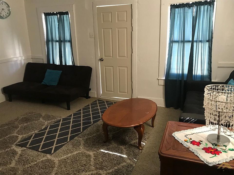 2nd image of 710 E 10th St