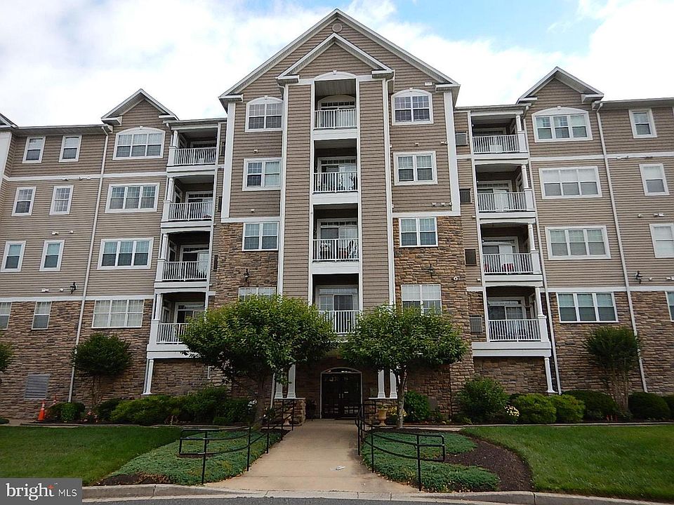 1st image of 902 Macphail Woods Xing APT 1E