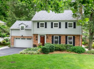 6936 Crystal Springs Rd, Cincinnati, OH 45227