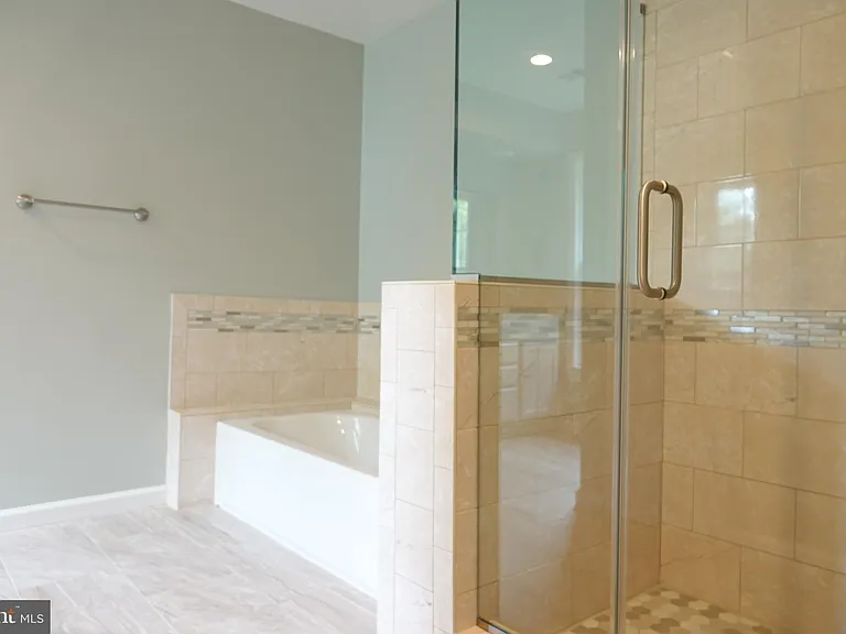 10295 Dunn Meadow Rd — Photo 17