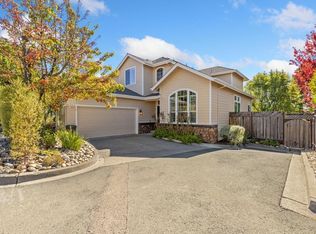 1927 Fountainview Cir, Santa Rosa, CA 95403