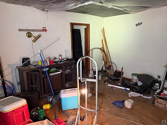 3rd image of 2321 SE Massachusetts Ave