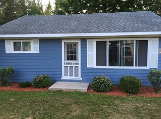 5563 Lake Shore Dr, Weidman, MI 48893