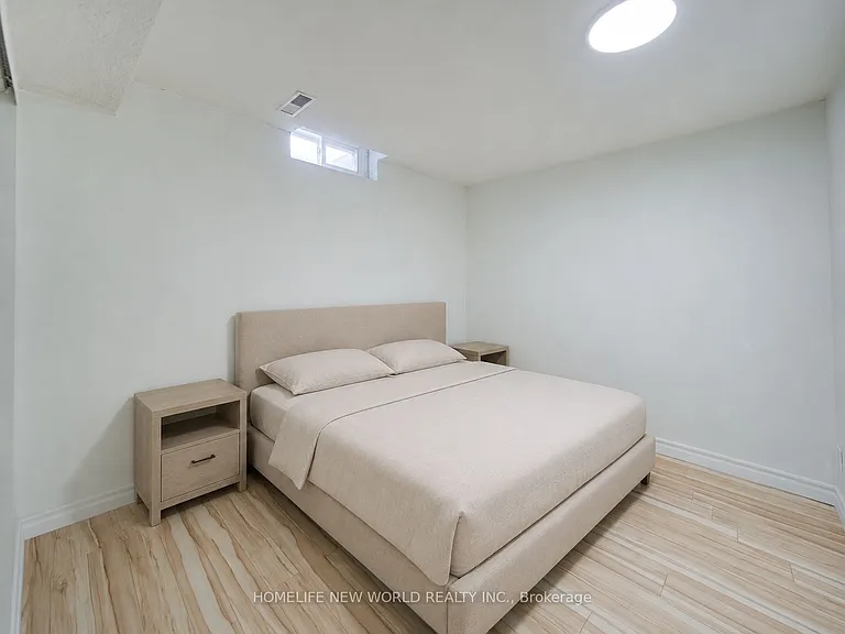 133 Stather Cres #BASEMENT — Photo 12