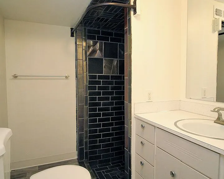 5611 NE Skidmore St — Photo 24
