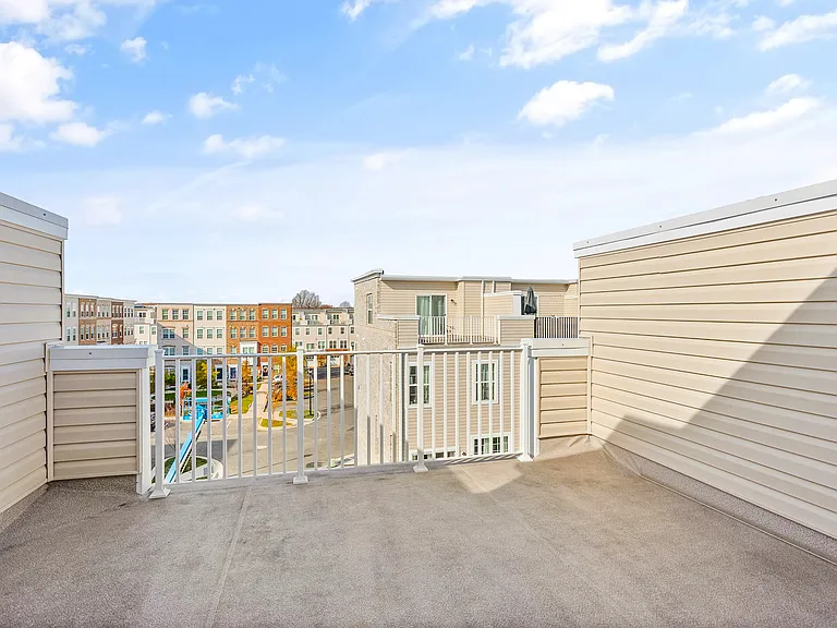 9614 Weshire Dr — Photo 11