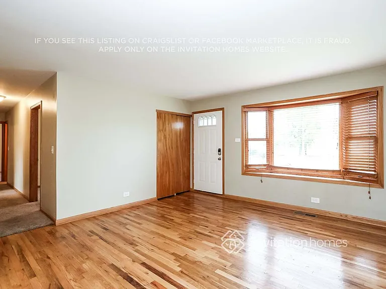 530 Norridge Ln — Photo 4