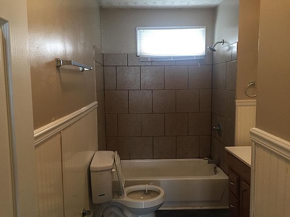 4th image of 644 Bellaire Ave