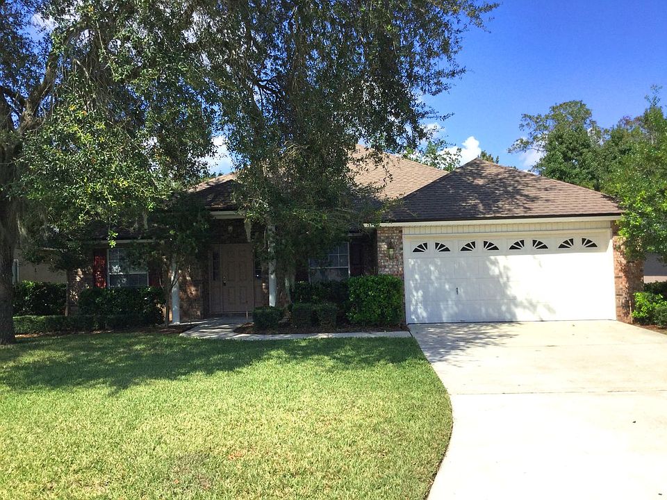 1st image of 648 Chestwood Chase Dr