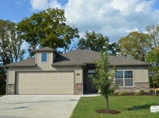 4225 W Nursery Ct, Columbia, MO 65203